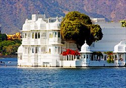 lake palace hotel